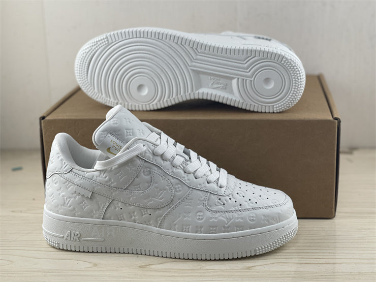 LOUIS VUITTON × Nike Air Force 1 Low