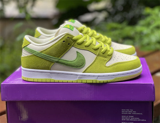 Nike SB Dunk Low Green Apple