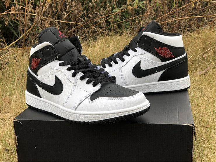 Air Jordan 1 Mid Reverse Black Toe (W)