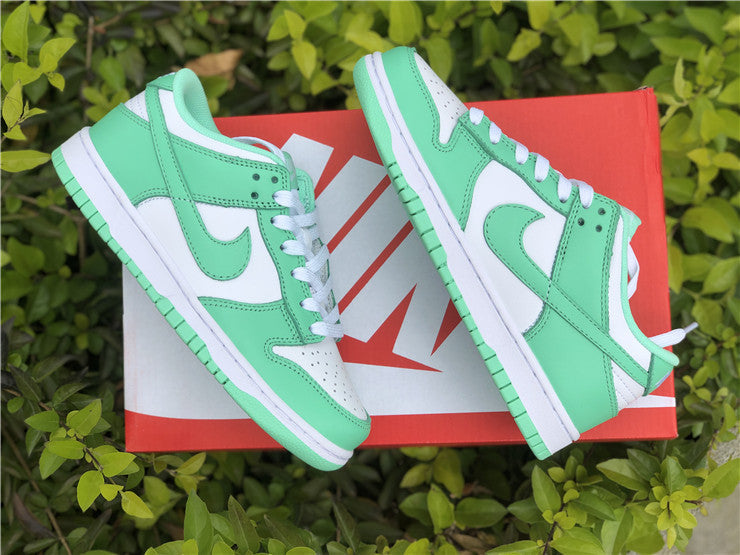 Nike Dunk Low Green Glow (W)