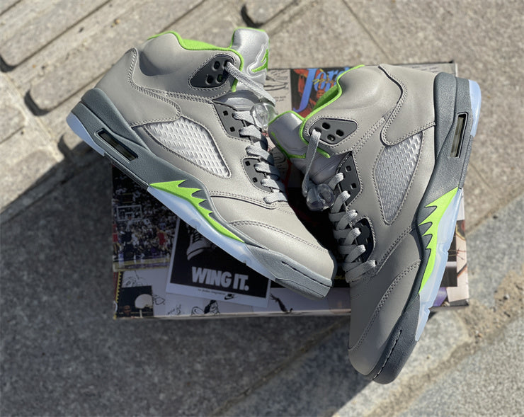 Air Jordan 5  Retro Green Bean (2022)