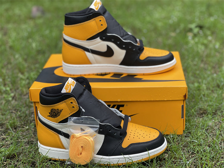 Air Jordan 1 High OG Yellow Toe