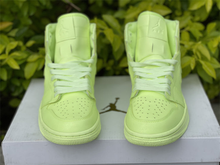 Air Jordan 1 Retro High Barely Volt (W)