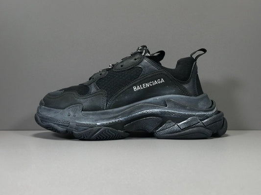 Balenciaga Triple S Black (2019)