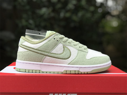 Nike Dunk Low SE Fleece Pack Honeydew (W）