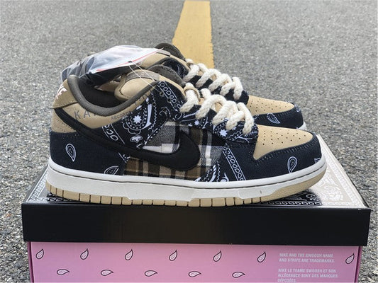 Nike SB Dunk Low Travis Scott