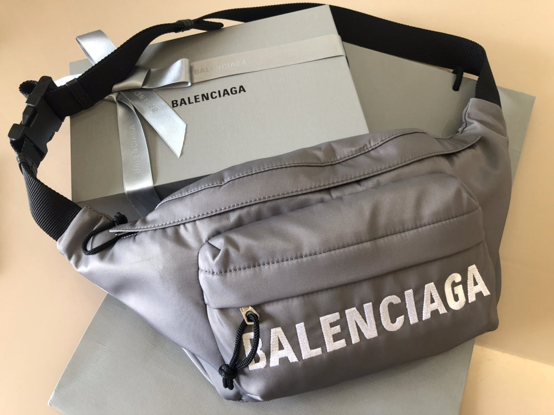 Canvas embroidered Fanny pack