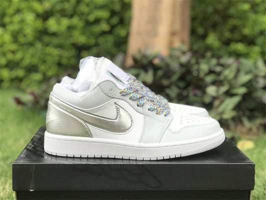 Air Jordan 1 Low  SE Tear Away Silver