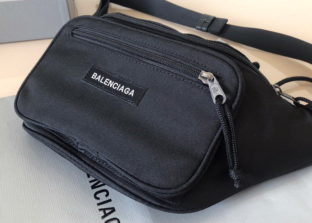 Canvas embroidered Fanny pack