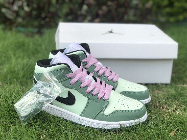 Air Jordan 1  Mid Dutch Green (W)