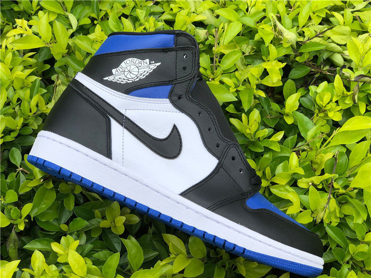 Air Jordan 1 Retro High Royal Toe