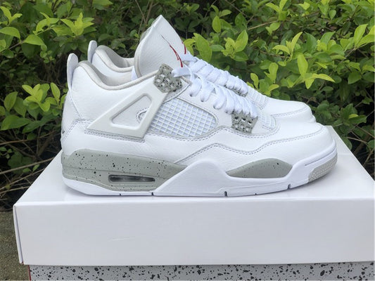 Air Jordan 4 Retro White Oreo (2021)