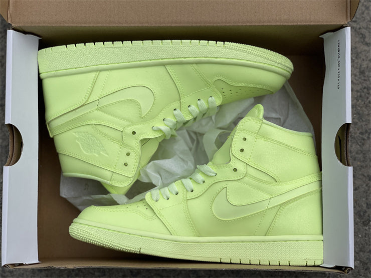 Air Jordan 1 Retro High Barely Volt (W)