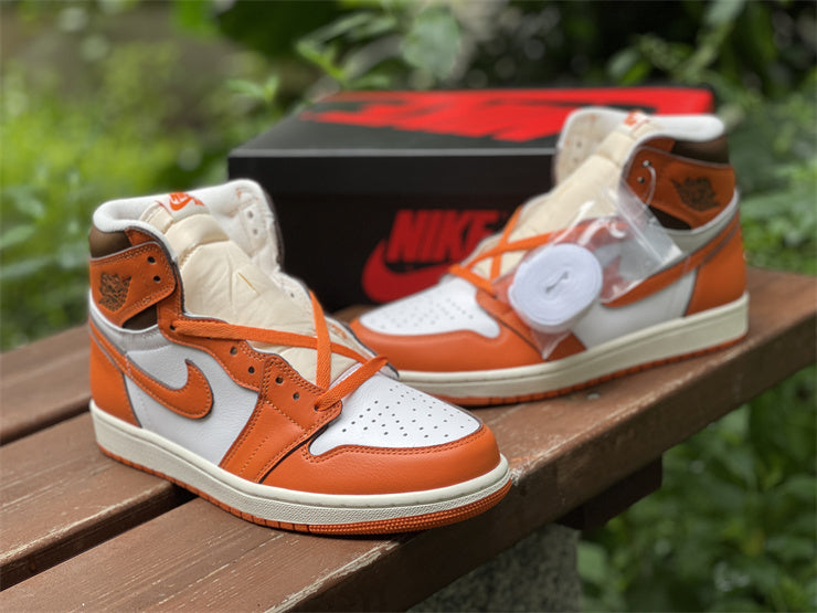 Air Jordan 1 Retro High OG WMNS “Starfish