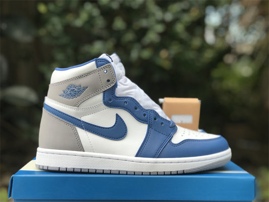 Air Jordan 1 Retro High OG True Blue