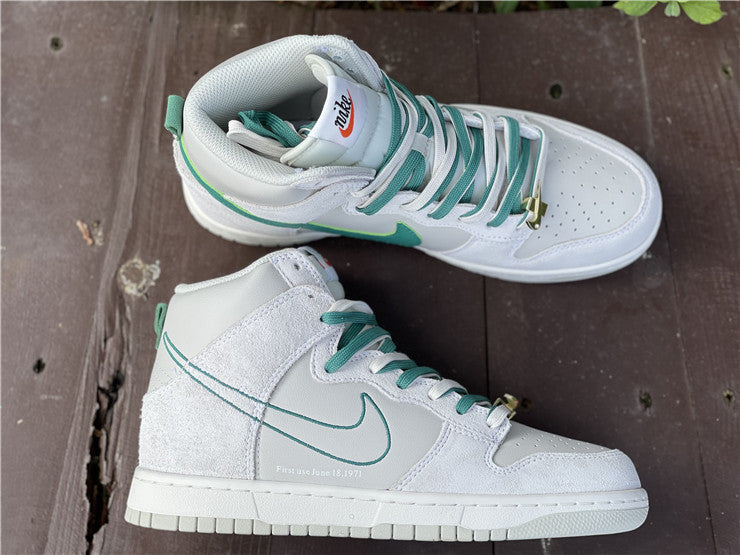 Nike Dunk High First Use Sail