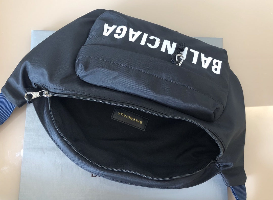 Canvas embroidered Fanny pack