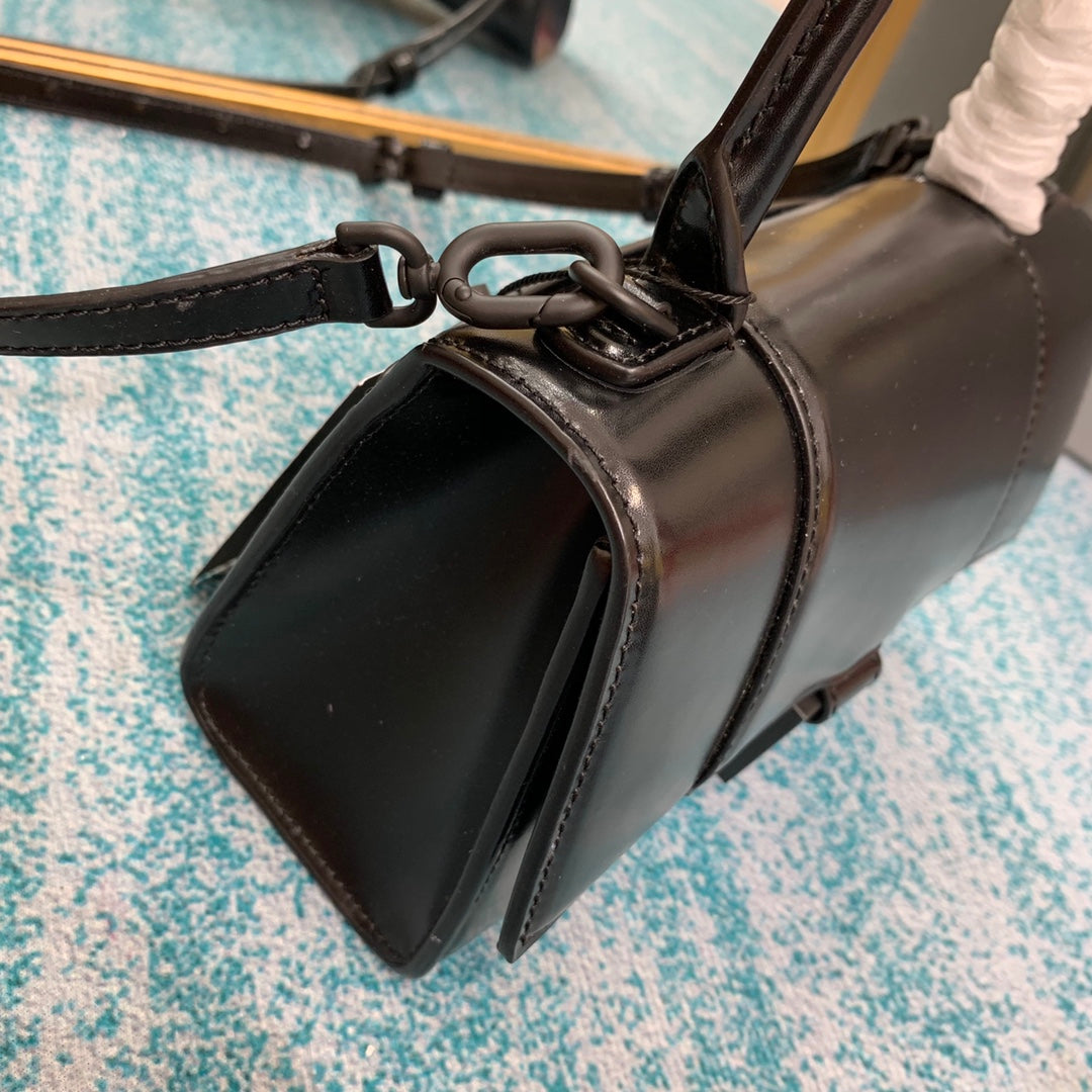 Copy Hourglass bag 8896