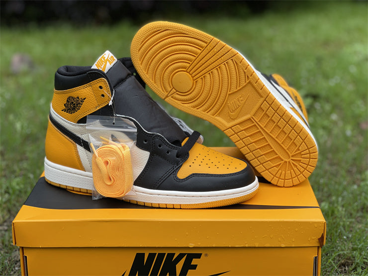 Air Jordan 1 High OG Yellow Toe