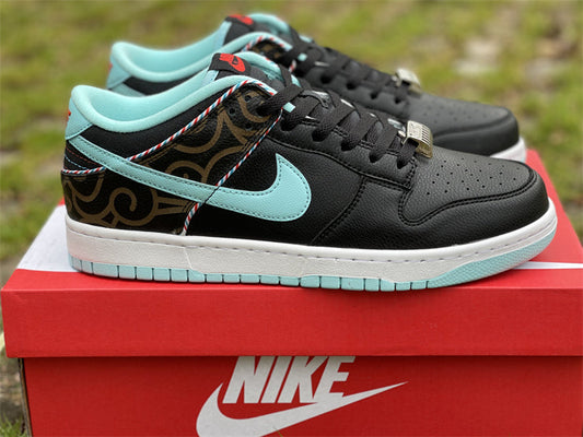 Nike Dunk Low SE Barber Shop Black