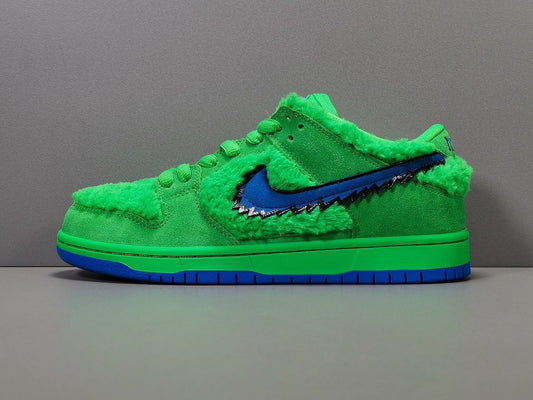 Nike SB Dunk Low Grateful Dead Bears Green