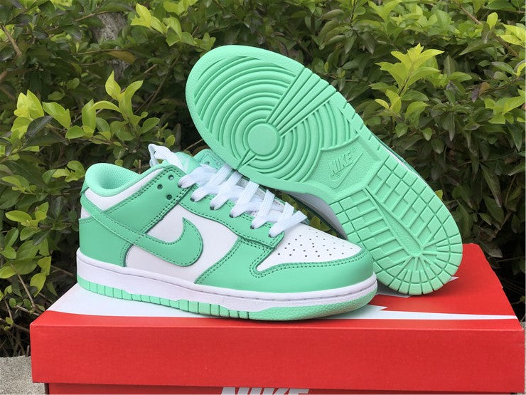 Nike Dunk Low Green Glow (W)