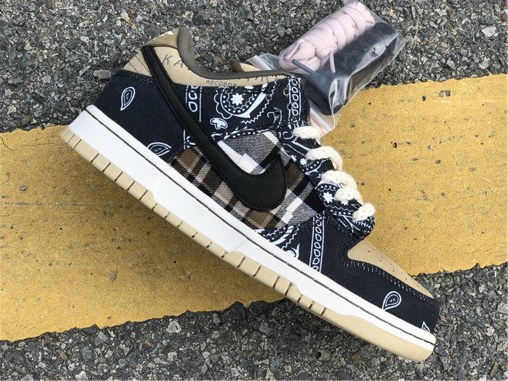 Nike SB Dunk Low Travis Scott