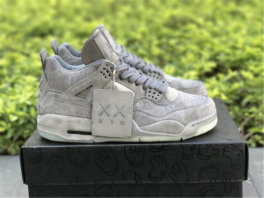 Air Jordan 4 Retro Kaws