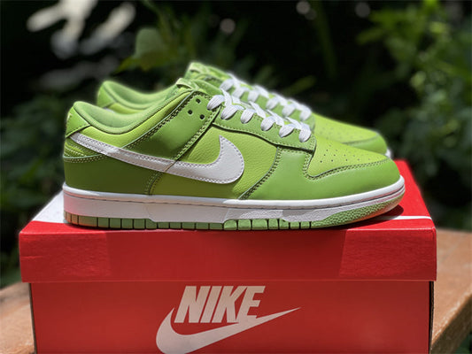 Nike Dunk Low Chlorophyll